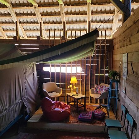 ブレッド Nomads Glampホステル エクステリア 写真